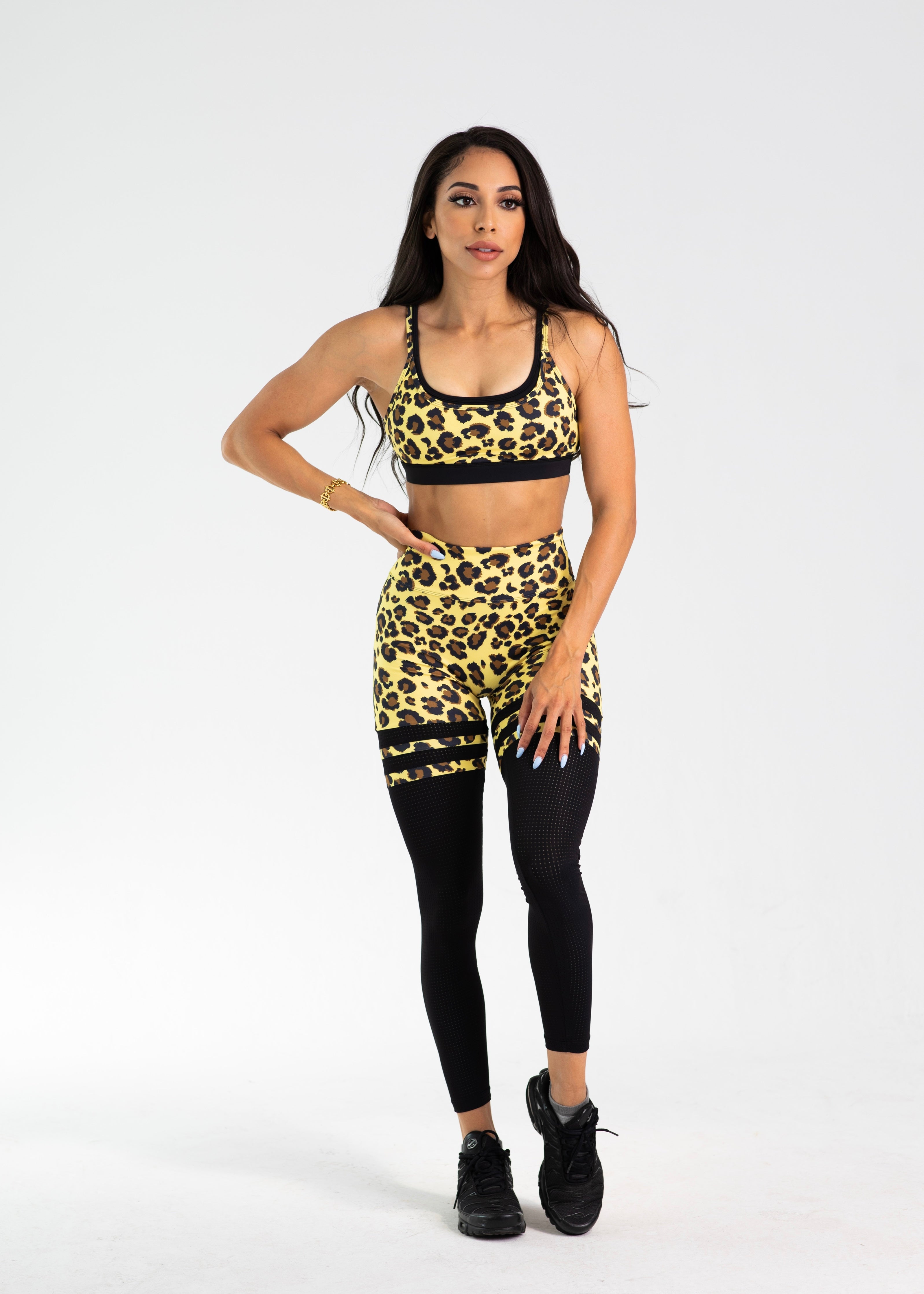 Leonine scrunch legging