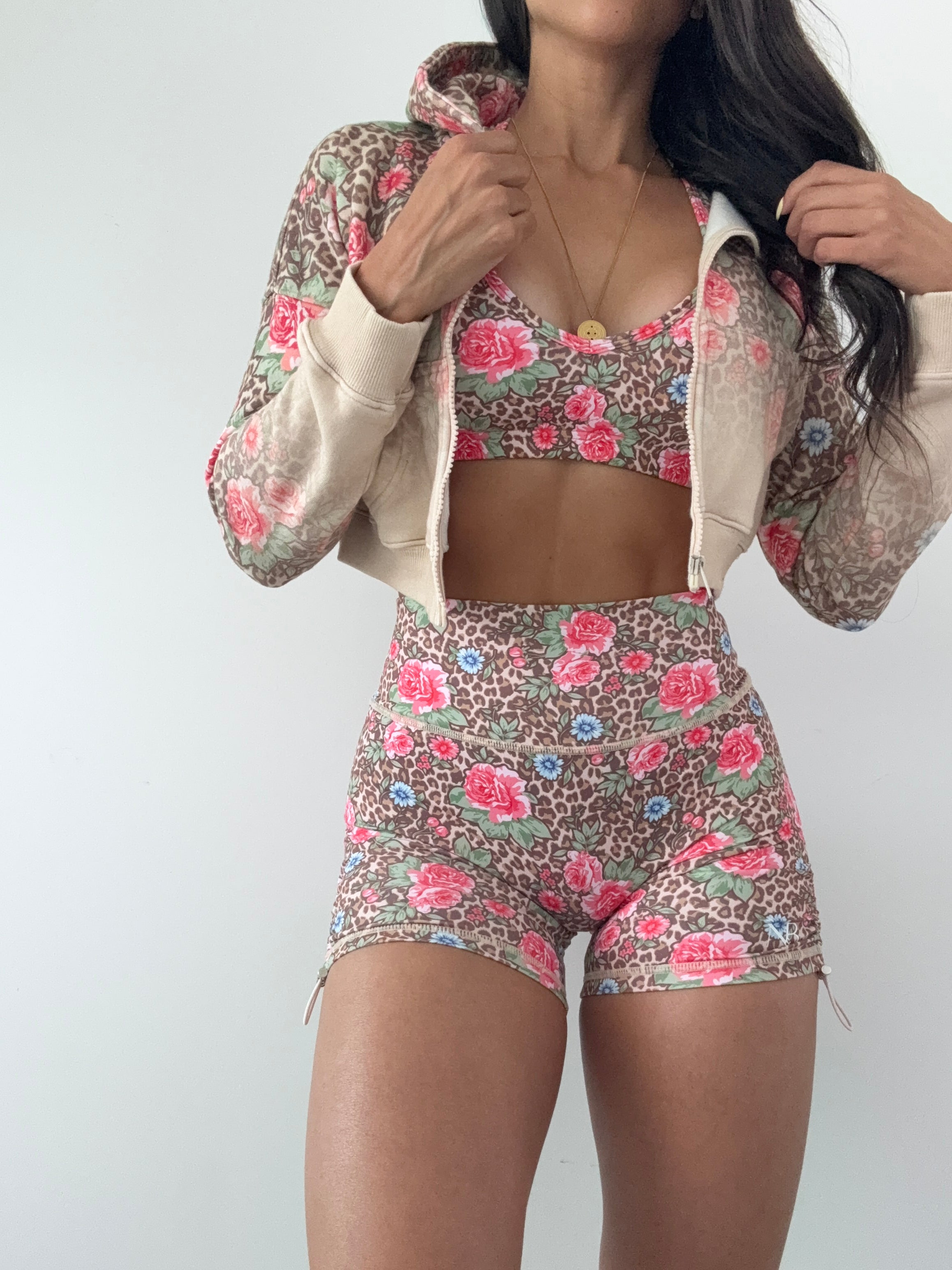 Garden cropped hoodie – noireblanc