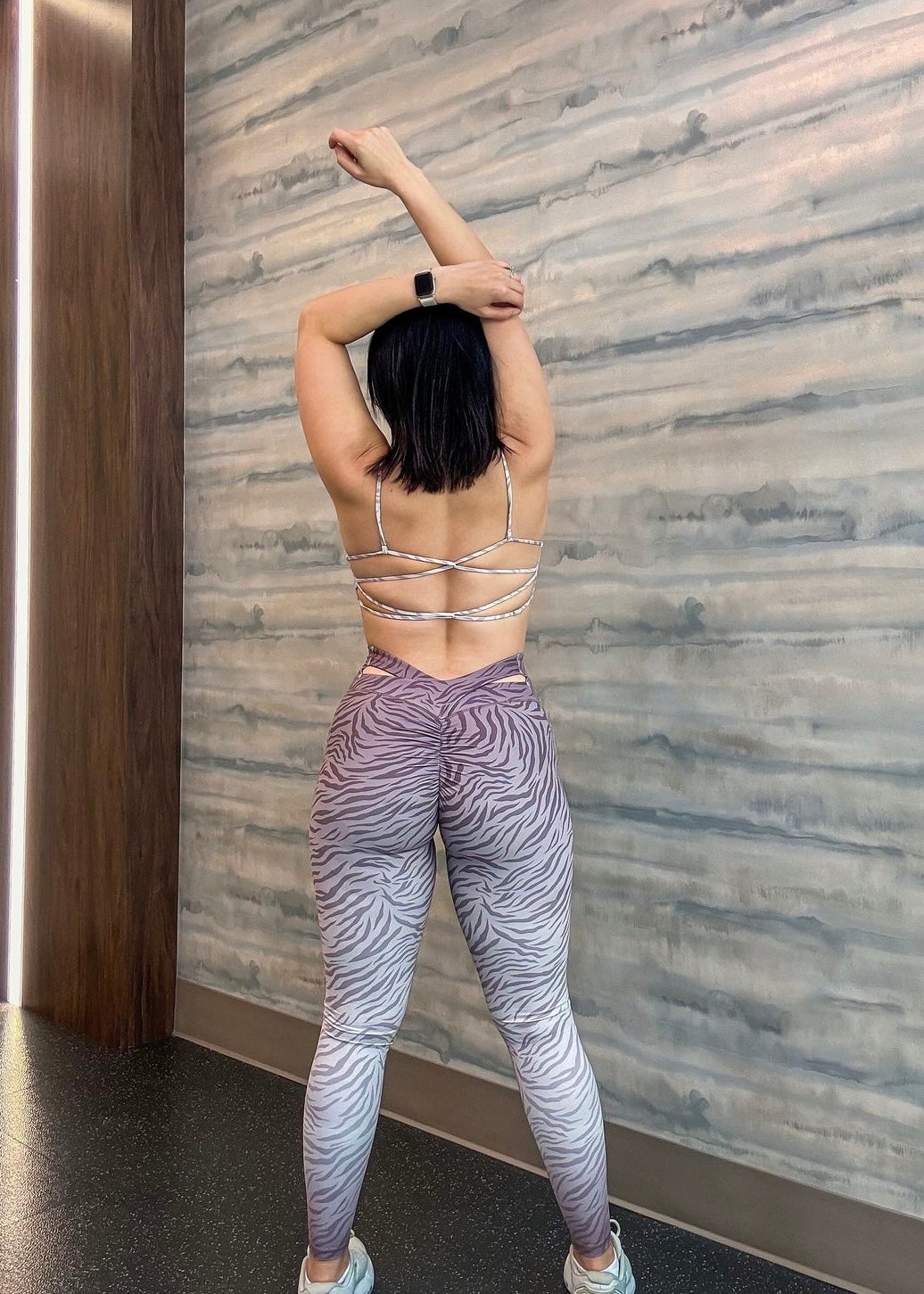 Light sports bra