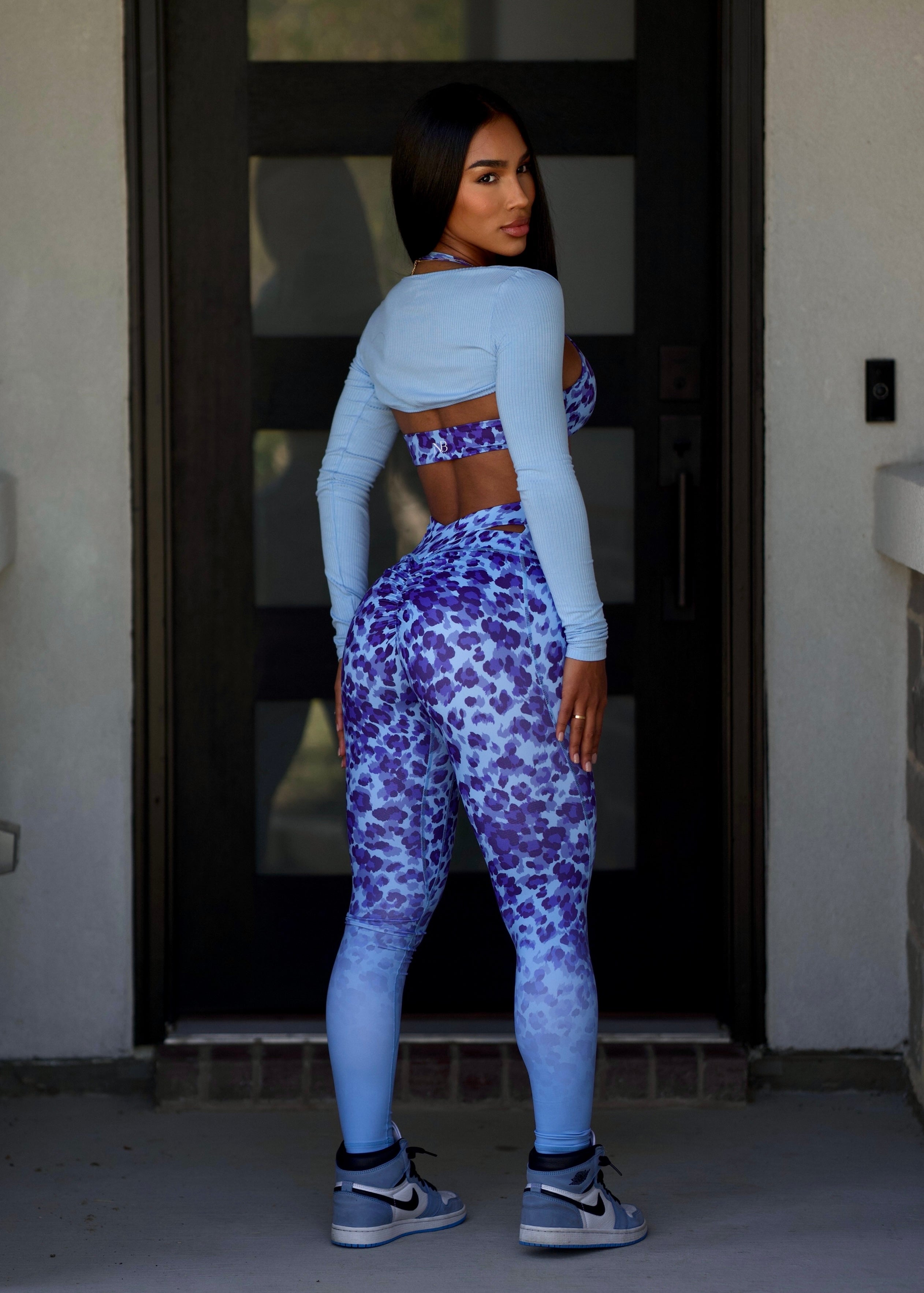 Blue Lagoon scrunch legging