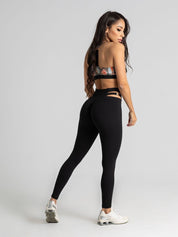 Wild black scrunch legging